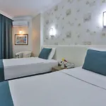Bueyuek (adults Only)
