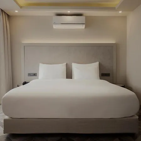 Hotel Bueyuek (adults Only) 4*