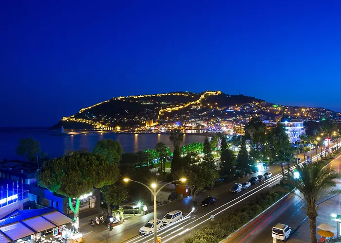 Hotel Bueyuek (adults Only) 4*