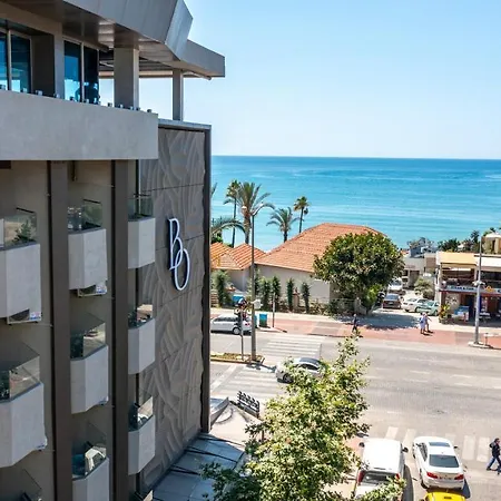 Hotel Bueyuek (adults Only) 4*