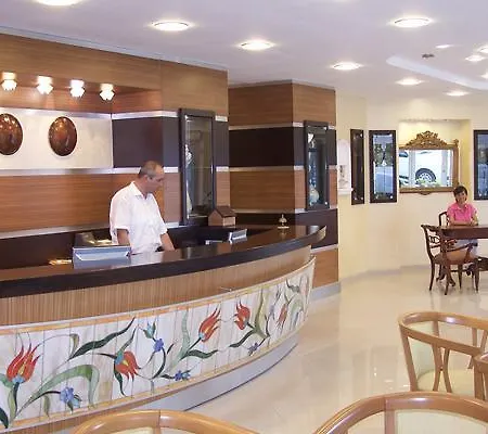 Hotel Bueyuek (adults Only)
